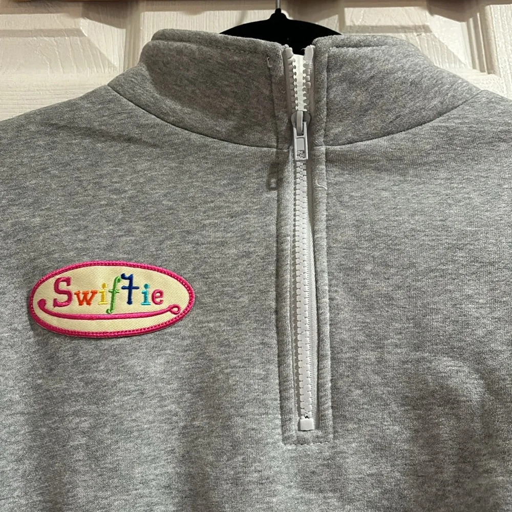 Swiftie Sweatshirt - Picture 1 of 4